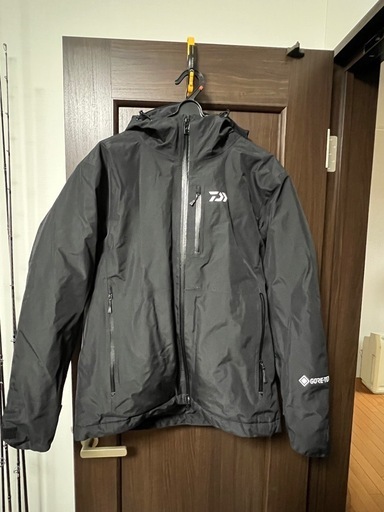 ダイワ　防寒着　DW1922 GORE-TEX サイズ上下Ｌ　美品！ ダイワ 防寒着 DW1922 GORE-TEX サイズ上下L 美品！ ダイワ