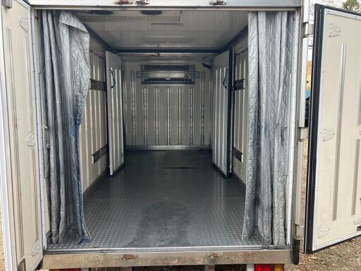 福岡発　4t冷蔵冷凍コンテナ　鍵付き　横扉付　その他多数コンテナ有、株式会社南商会 福岡発 4t冷蔵冷凍コンテナ 鍵付き 横扉付 その他多数コンテナ有、株式