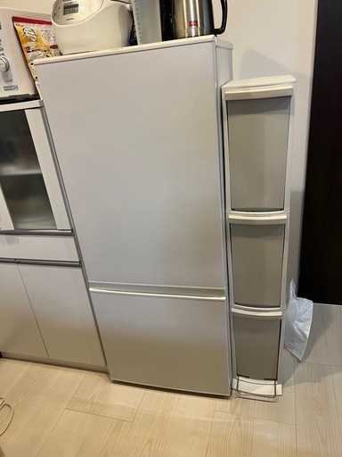 引取限定】ハイアール 冷凍庫 JF-NU33A(W) メーカー再生品 2023年製