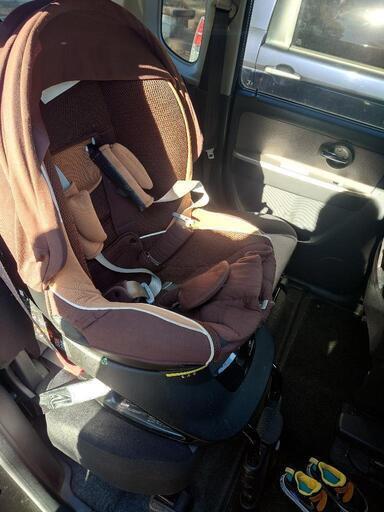 エールべべ チャイルドシート 早い者勝ち 日除けつき