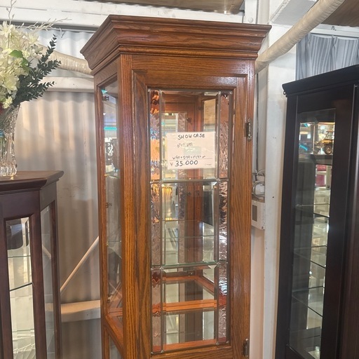 中古 木製 北欧風 ガラスキャビネット 猫足 ネコアシ 猫あし 収納 直接取引