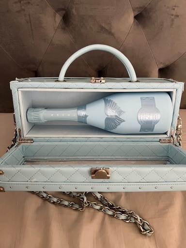 エンジェルシャンパン 未開封 エンジェルシャンパン ホワイト 未開栓①