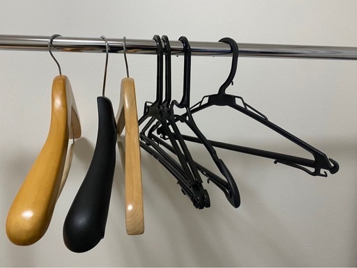 【まとめ売り】年末断捨離セール‼️ハンガー\u0026カレンダー