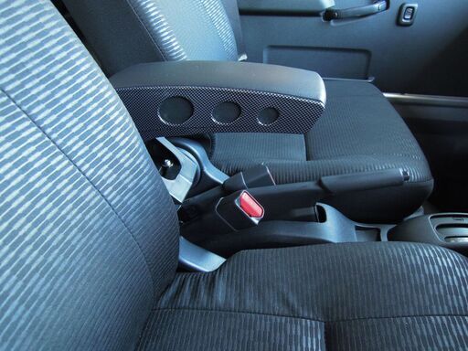出品ナンバーA 汎用跳ね上げ式アームレスト用ハイゼットジャンボ専用  