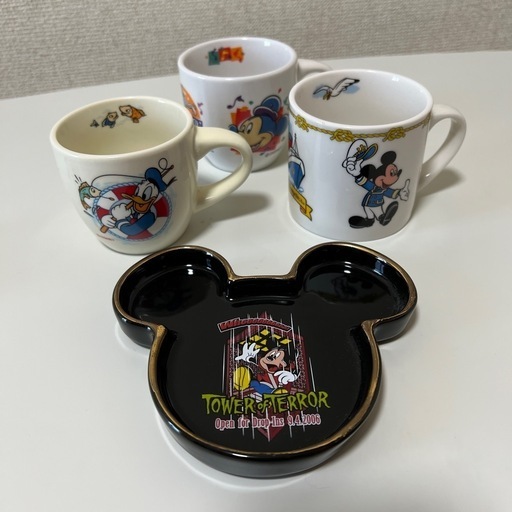 【終了しました】ディズニースーベニアカップ＆プレート20点