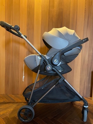 総額15万円 ベビーカー、ベビーシート、ベース メリオ＋クラウドz＋  