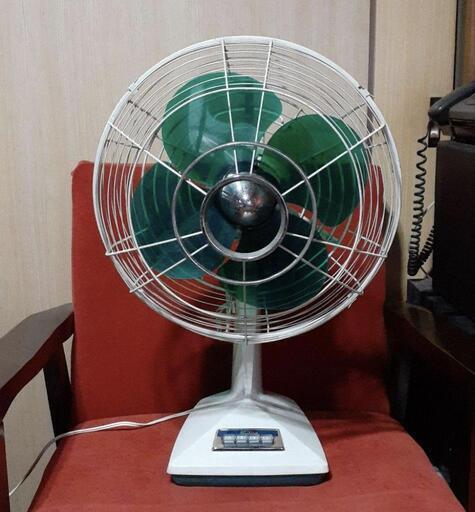TOSHIBA 扇風機 可動品 昭和レトロ 東芝 扇風機 昭和レトロ