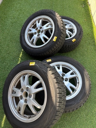 DUNLOP 強う スタッドレスタイヤ 185/65R15 トヨタ純正ホイール