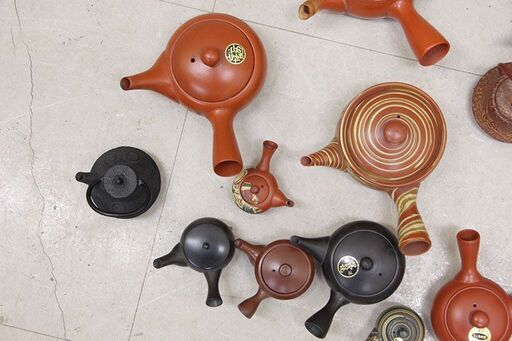 茶器　まとめ売り 急須 湯呑 常滑焼 等 (R2419wY) 茶器 まとめ売り 急須 湯呑 常滑焼 等 (R2419wY) 二人用 常滑急須 - 日本茶