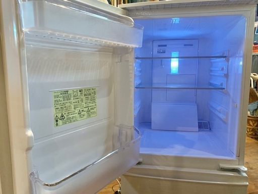 SHARP 冷蔵庫 ホワイト SJ-D14E-W （2019年式・137L) SHARP 冷蔵庫 ホワイト SJ-D14E-W （2019年式・137L) SHARP 冷蔵庫