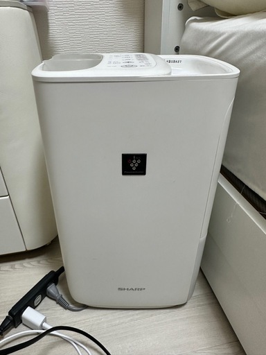 シャープ 加熱気化式加湿器 - 眠い