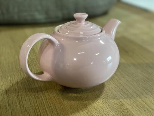 ☆ル・クルーゼ☆急須☆美品☆