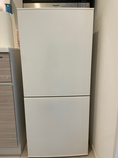 Panasonic 冷蔵庫 (いか) 蔵前のキッチン家電《冷蔵庫》の中古あげます  