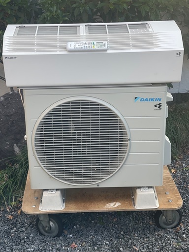 佐賀中古エアコン、ダイキン2017年2.2KW税込取付込46番