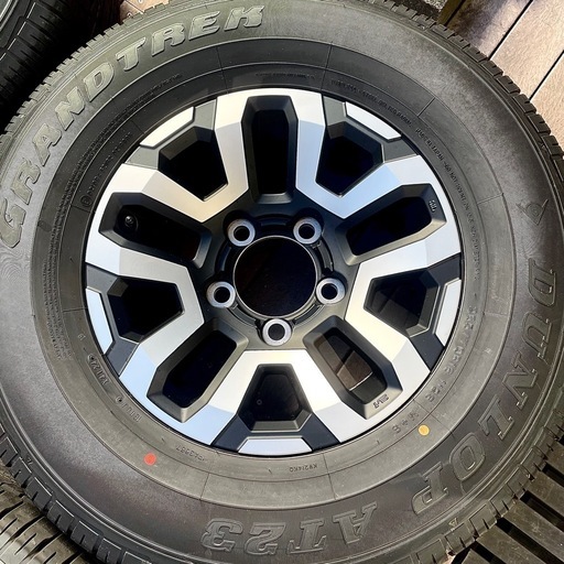 再再販ランクル70タイヤホイール４本新車外し