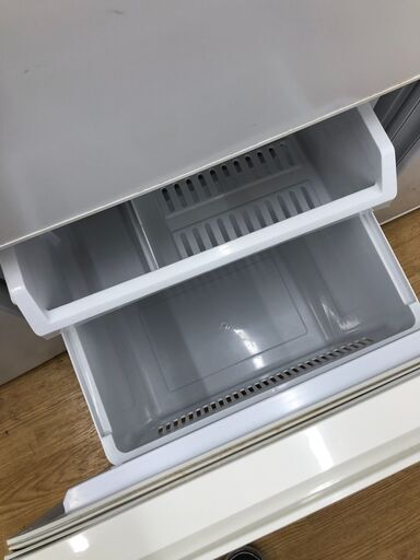 ☆ジモティ割あり☆ アクアあくあAQUA 冷蔵庫 AQR-E13JW 126L 19年製  