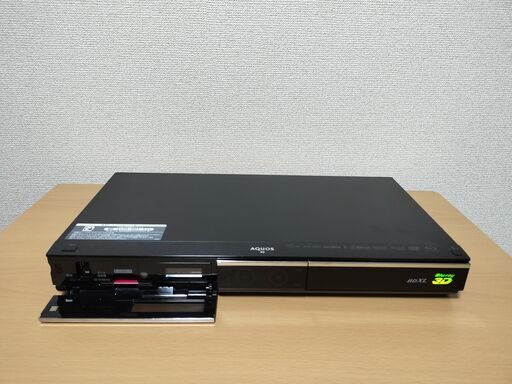 【ダブルチューナー　HDD 1TB】SHARP AQUOS BD-HDW80 ヨドバシ.com - シャープ SHARP ブルーレイレコーダー HDD1TB/W