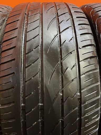 MAXTREK FORTIS T5 275/55R20 20インチ 夏タイヤ 4本 ランクル タンドラ セコイア等　(KTO227) Maxtrek Fortis T5 275/40R20 ZR 106W XL