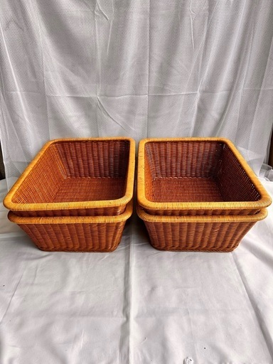 【新品・未使用品】ラタンカゴ　おしゃれカゴ　おしゃれインテリア籠　4個セット