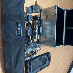 SONY ビデオカメラDCR-VX2000&三脚 バッテリー3個