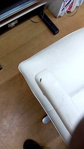 美容室椅子 値下げしました】ワールドビジョン 美容室椅子 カット椅子