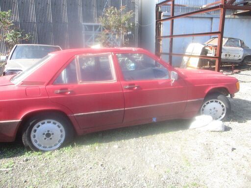 メルセデス―ベンツ-201-190E-20リサイクル部品取り車体