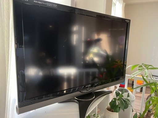 SHARP 40型テレビ