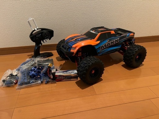 TRAXXAS MAXX 4S 1/10 モンスタートラック 中古品 アルミワイドアーム、ナックル付き！ トラクサス ラジコンカー 電動 TRAXXAS MAXX 4S 1/10 モンスタートラック 中古品 アルミワイドアーム