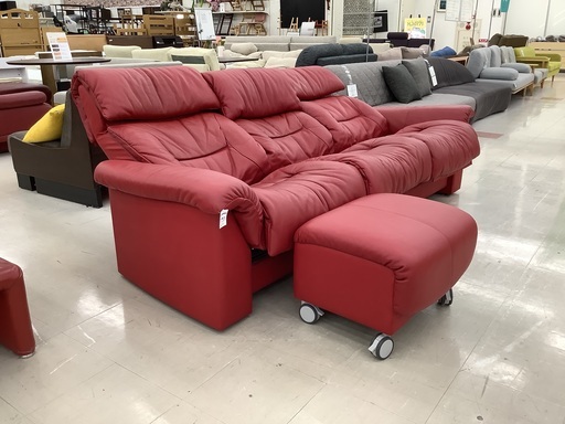 【トレファクマーケット千葉おゆみ野店】ご来店いただける方限定MARUICHI (マルイチセーリング) 3人掛けソファー レッド 半革 生活製作所 のご紹介です！ トレファクマーケット千葉おゆみ野店】ご来店いただける方限定MARUICHI