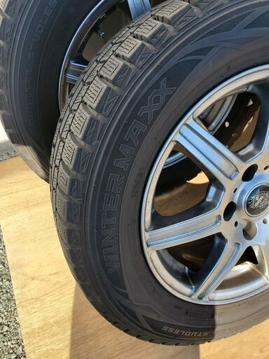 ダンロップ 15インチ スタッドレスタイヤ 195/65R15 ミニバン 近場配達 可