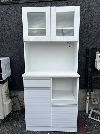 食器棚 (u) 手柄の家具の中古あげます・譲ります｜ジモティーで不用品  