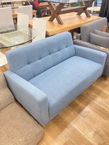取りに来て頂ける方限定！HIKARIの2人掛けソファーのご紹介です！ 取りに来て頂ける方限定！HIKARIの2人掛けソファーのご紹介です！