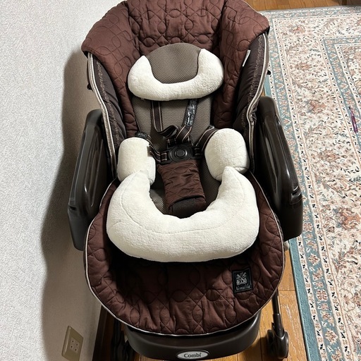 コンビ ネムリラ オートスイング エッグショック 電動 ハイローチェア 
