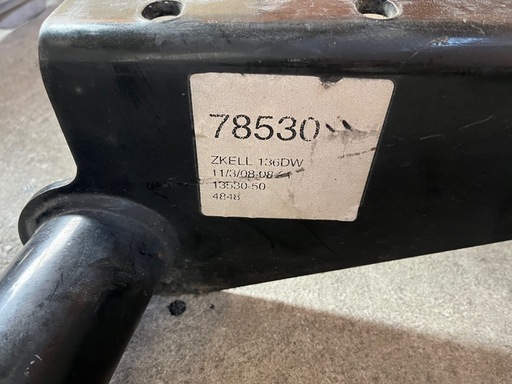 希少？トヨタ クルーガー 2.4 ヒッチメンバー USDM