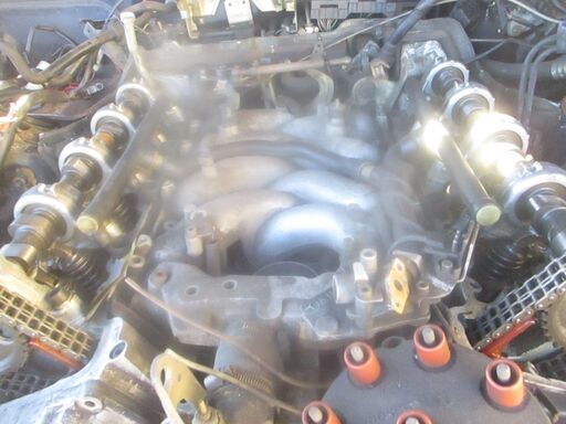 M ベンツ126-107シリンダーヘツト関係から出る異音修理 (ウミ) 神栖の  