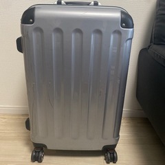 キャリー バッグの中古が安い！激安で譲ります・無料であげます  