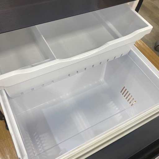 【家電６ヶ月保証付】HITACHI 自動製氷付3ドア冷蔵庫入荷しました 家電6ヶ月保証付】HITACHI 自動製氷付3ドア冷蔵庫入荷しました