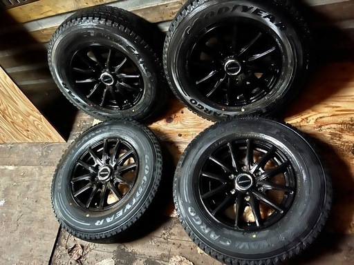 大阪市【早い者勝ち】スタッドレスタイヤ4本セット、ホイール付き_ 195