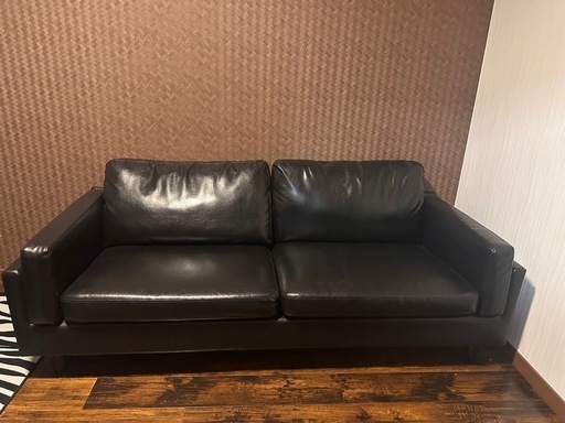 美品/使用3ヶ月】 合皮ソファ 3人掛けも余裕の大きさ