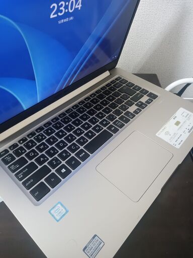 綺麗 赤NEC 高速SSD240 高性能高年式6世代i3搭載 高音質スピーカー