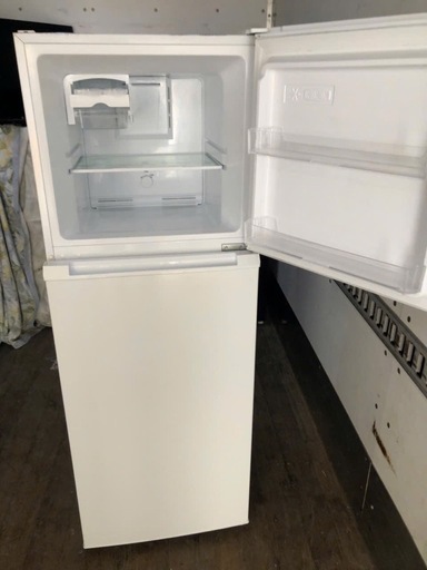 NO 707 ?福岡市内配送設置無料✨? ヤマダ電機 2ドア冷蔵庫 (225L・右