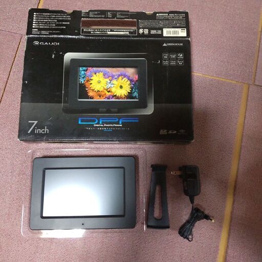 GAUDI 7型カラー液晶搭載デジタルフォトフレーム