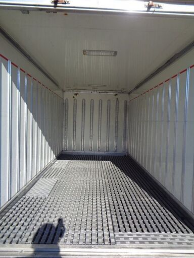 ♪八街C区SM09♪物置♪コンテナ♪訳有♪床はステン♪丈夫♪アルミ冷蔵箱♪