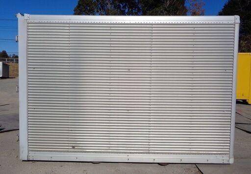 ♪八街BD68♪物置♪コンテナ♪美品♪鍵付♪高さ有♪アルミ箱♪