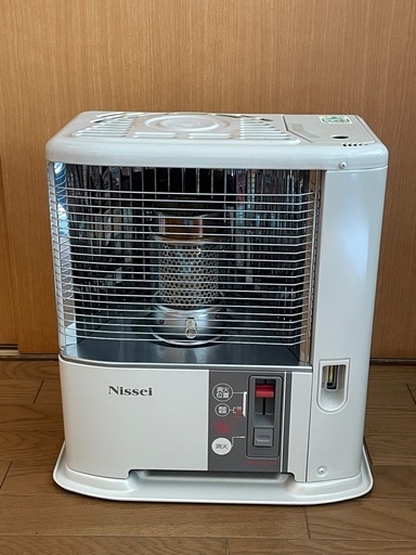 ニッセイ 石油ストーブ 未使用 Nissei ニッセイ 石油ストーブ NCH-S24F