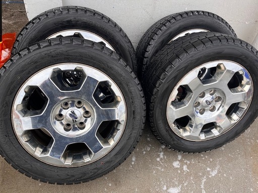 ナビゲーター純正20インチホイール (ふきの煮付け) 桂台のタイヤ  