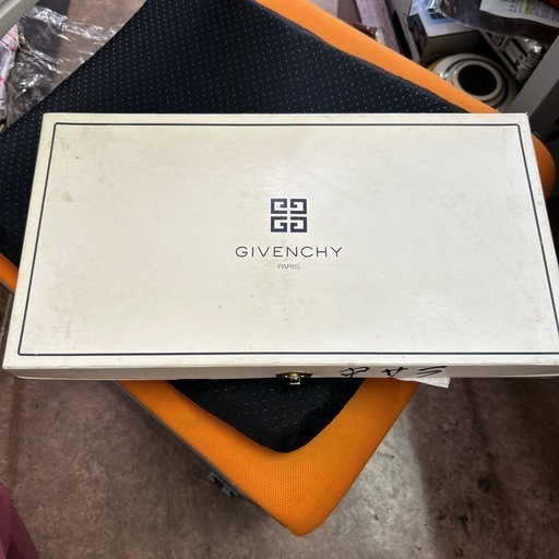 GIVENCHY  中皿 5枚セット