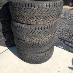 スタッドレスの中古が安い！激安で譲ります・無料であげます  