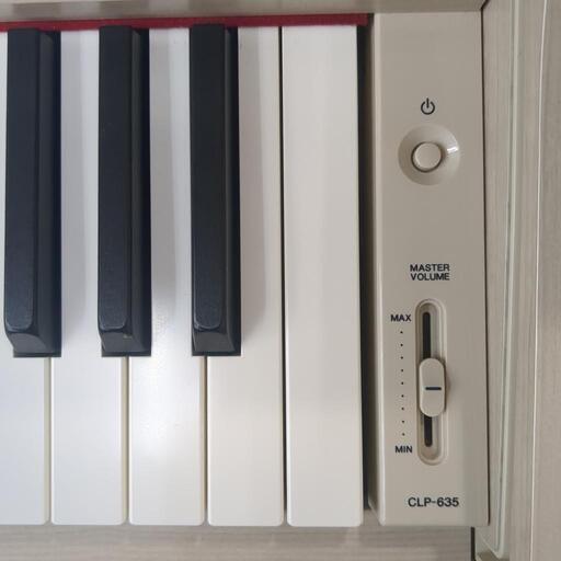 ヤマハ電子ピアノクラビノーバCLP-635WA（中古）2017年製 ヤマハ人気