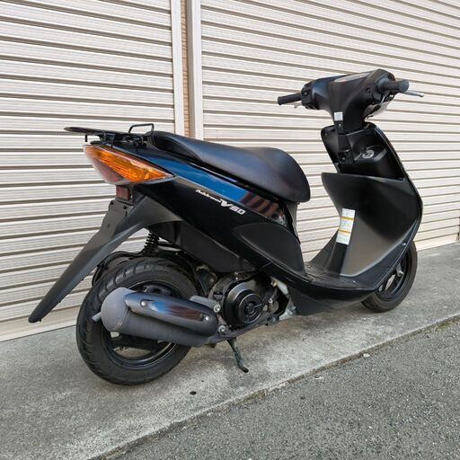 アドレスV50 傷少なくきれい ブラック 黒色 原付 アドレスV50 傷少なくきれい ブラック 黒色 原付